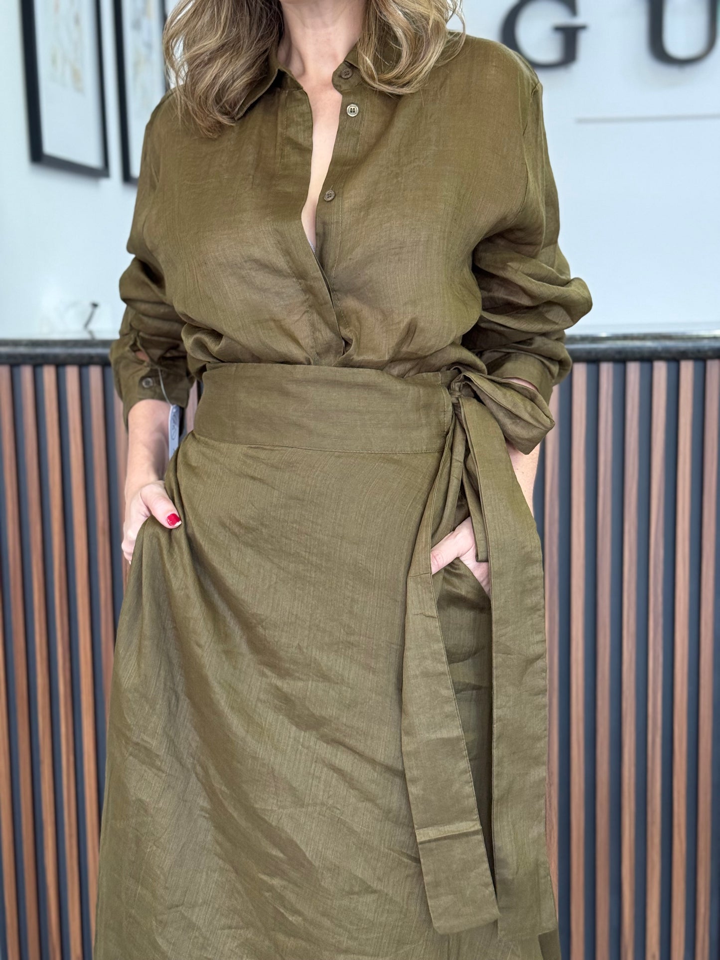 Conjunto falda/blusa verde lino