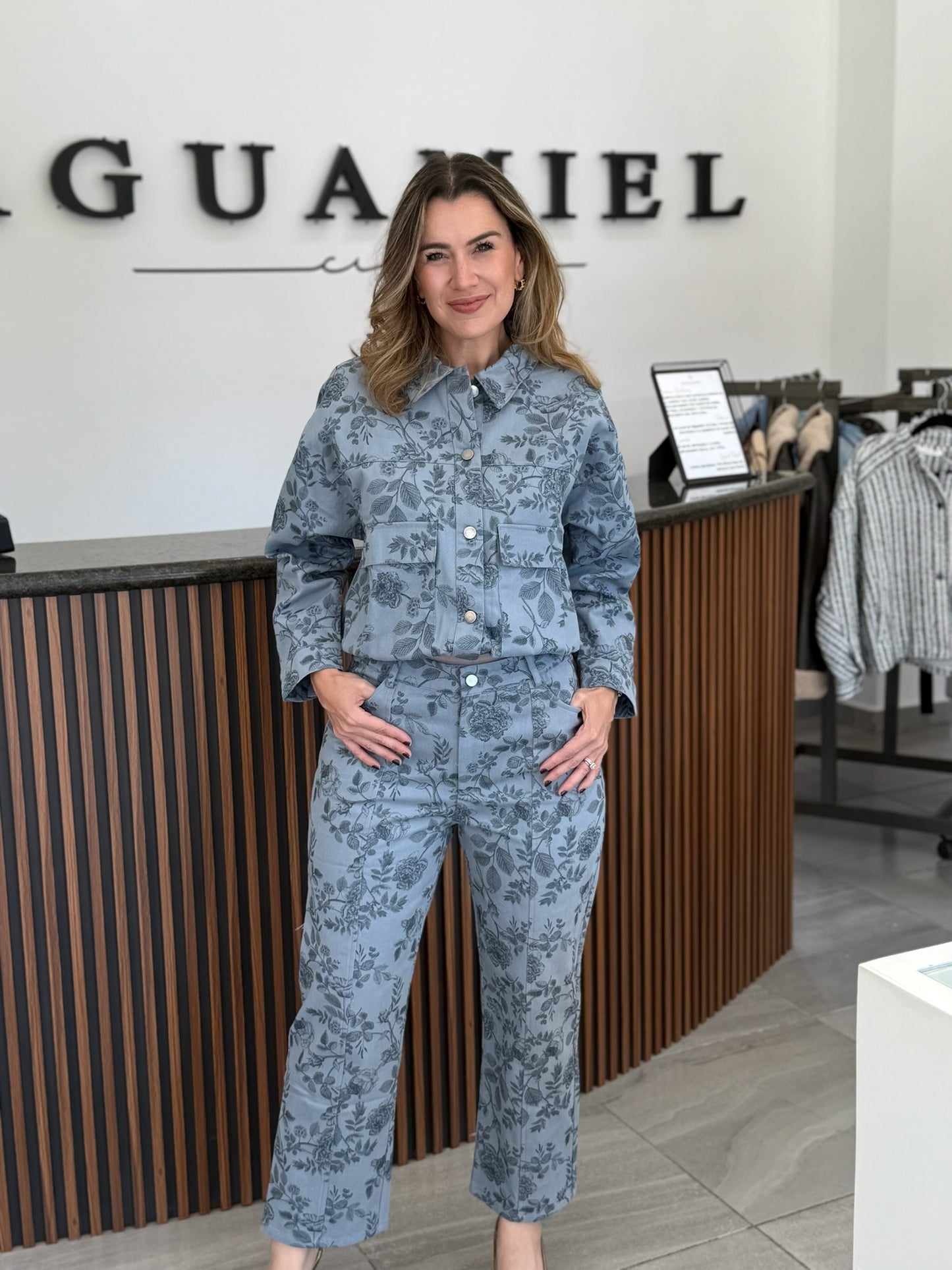 Set azul de flores estilo denim