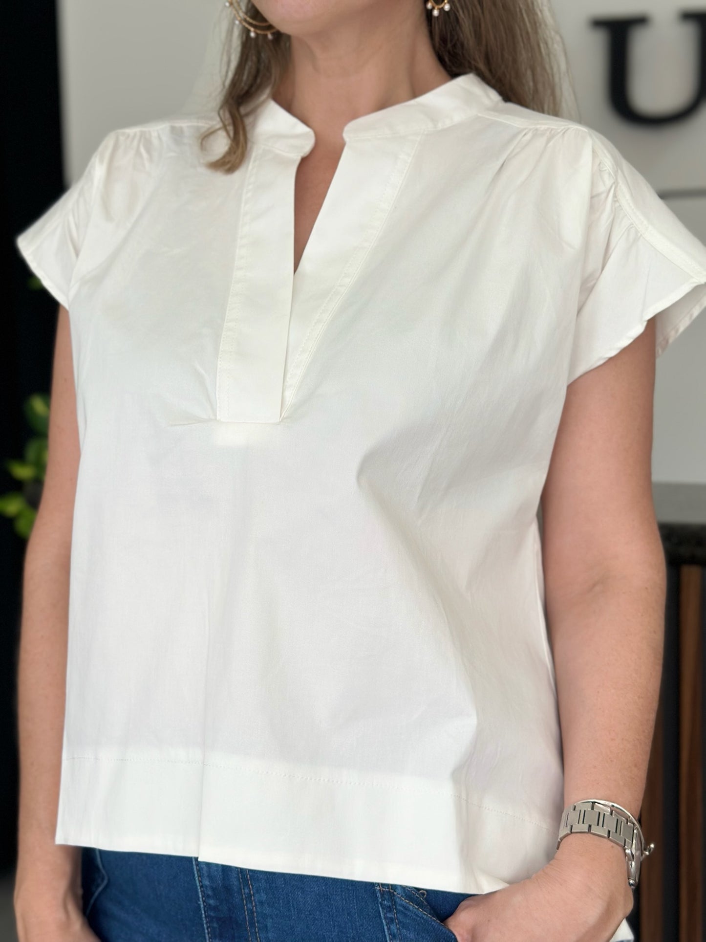 Cuello V top ivory