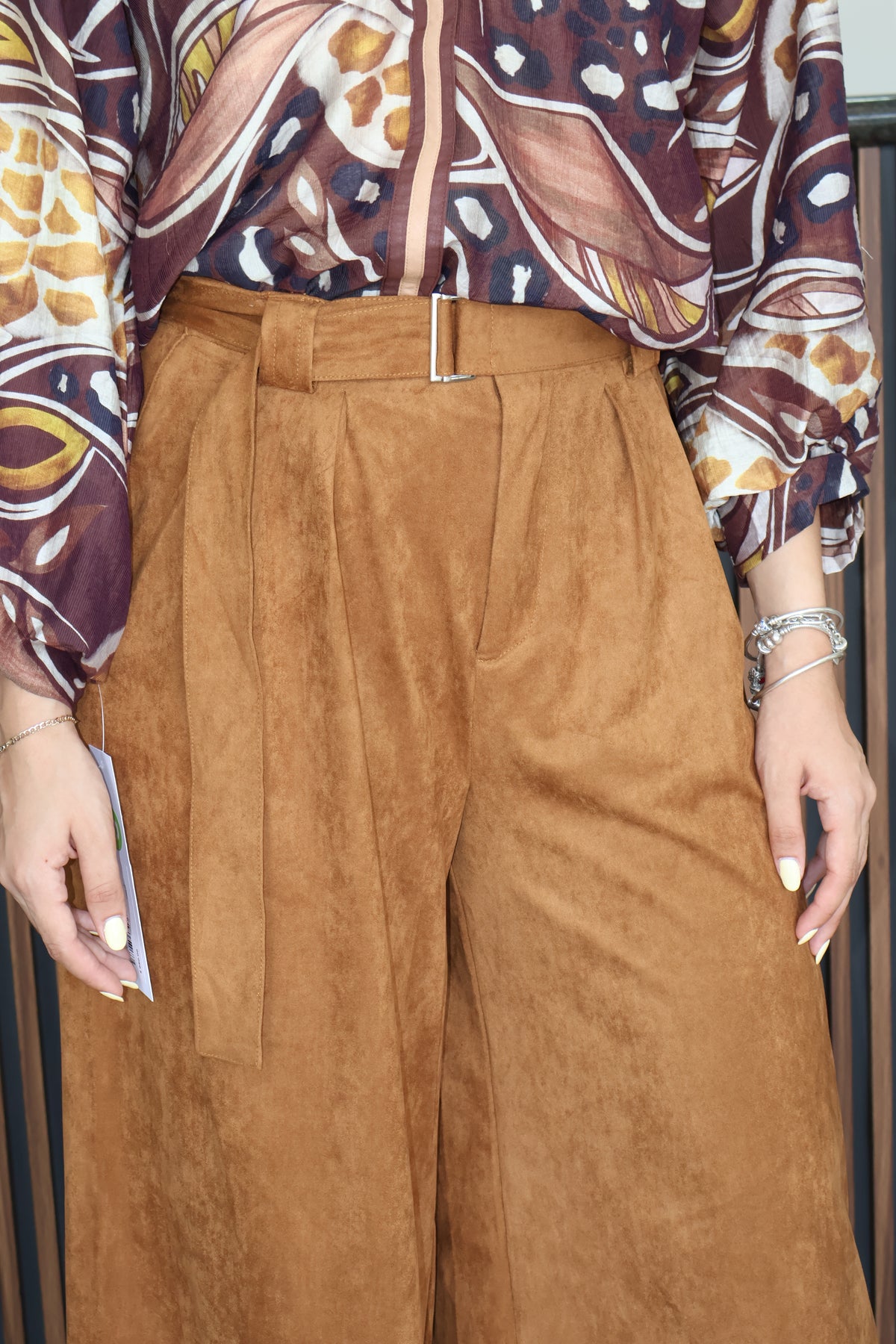 Pantalon campana camel