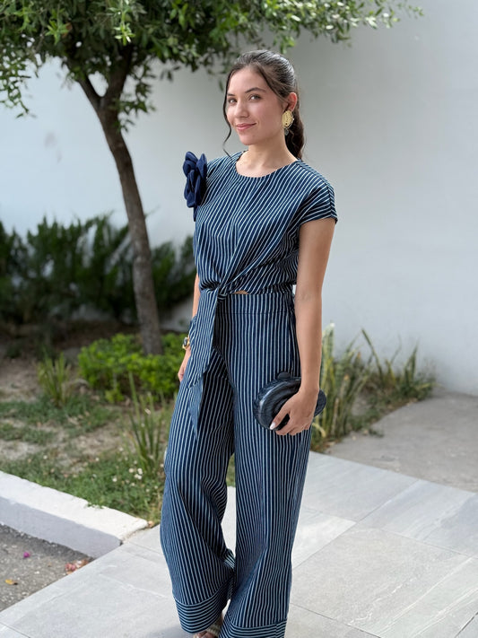 Conjunto lineas azul marino