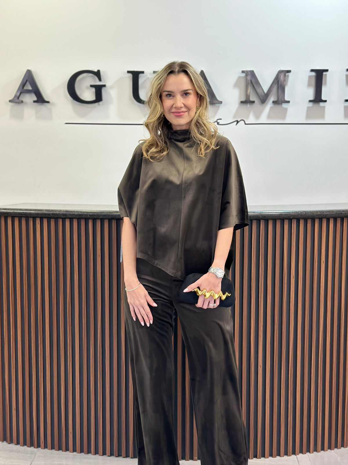 Conjunto warm grey