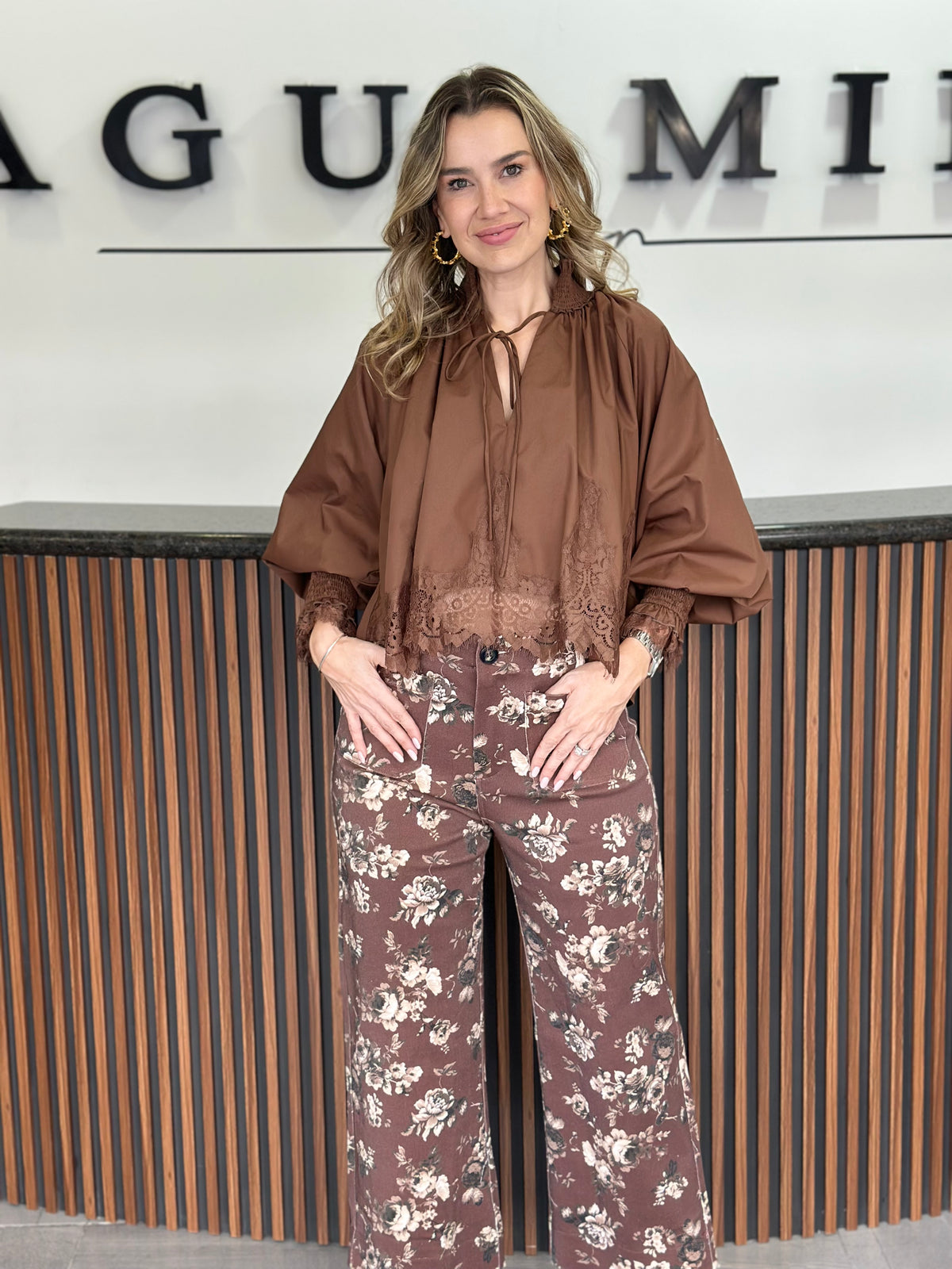 Jeans brown print flores