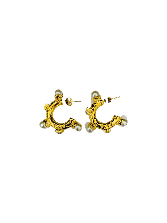 Pearl Tip Hoop