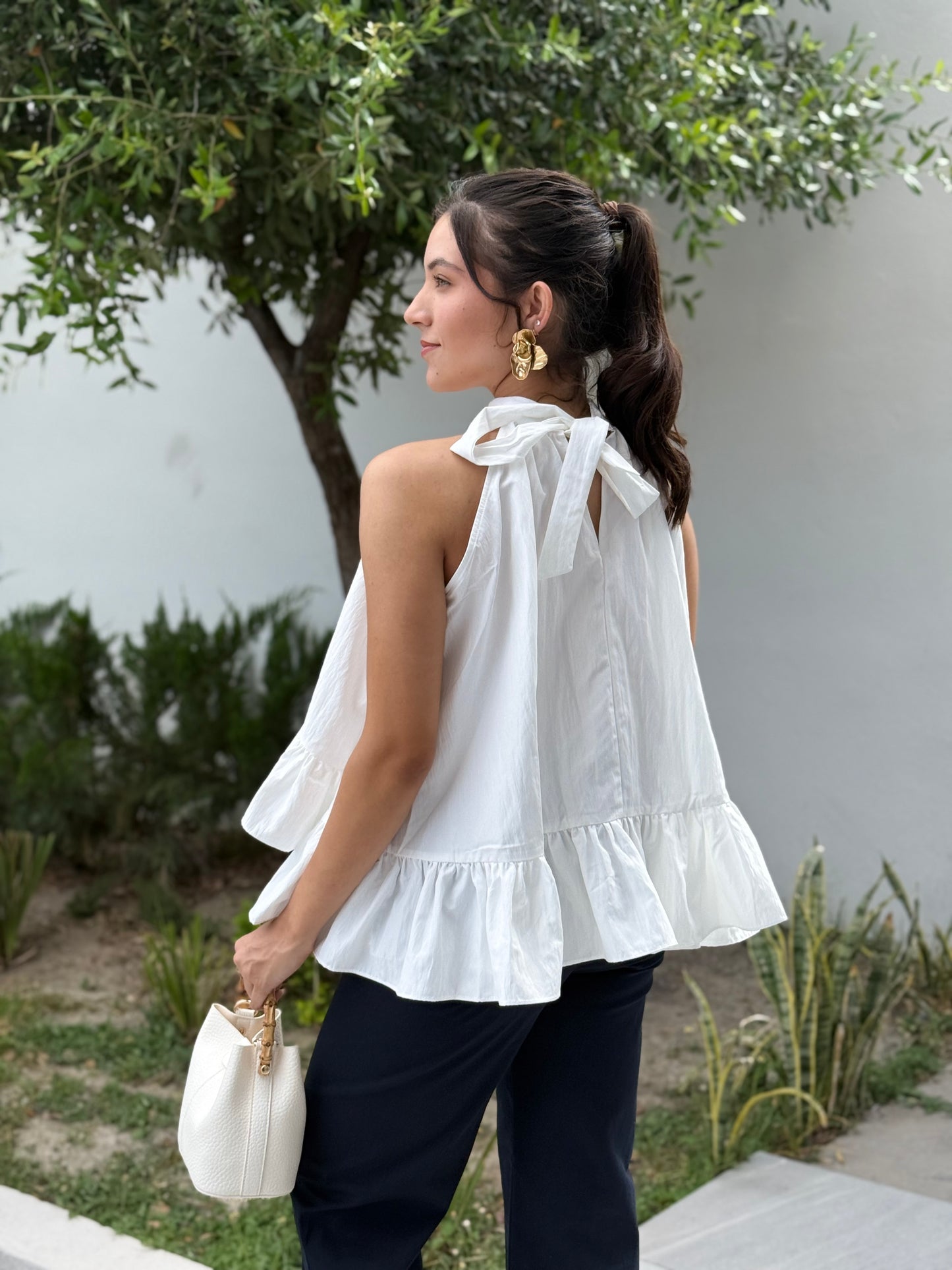 Blusa halter olan