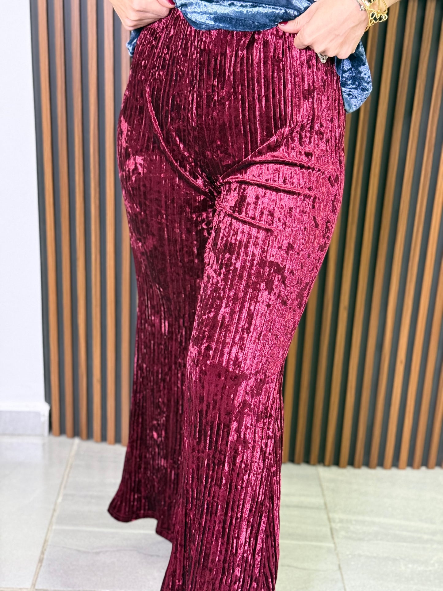 Pantalón de Pana vino Acampanado