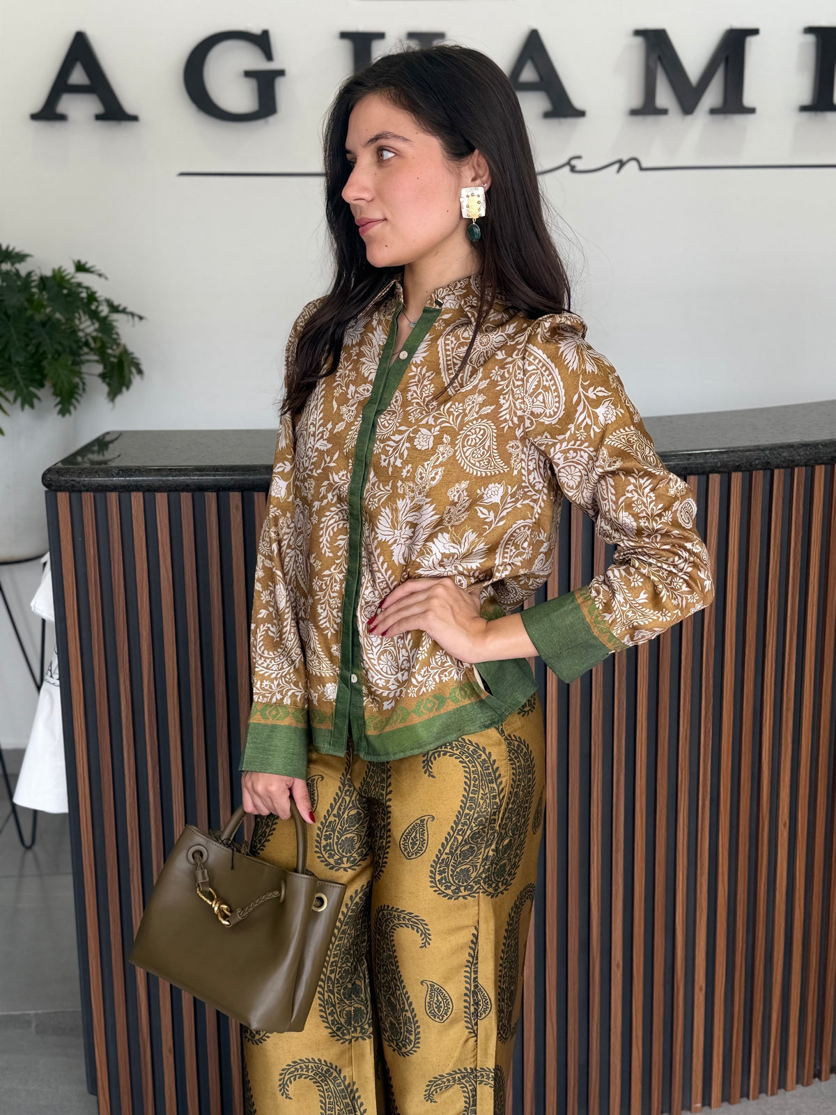Set vintage olive