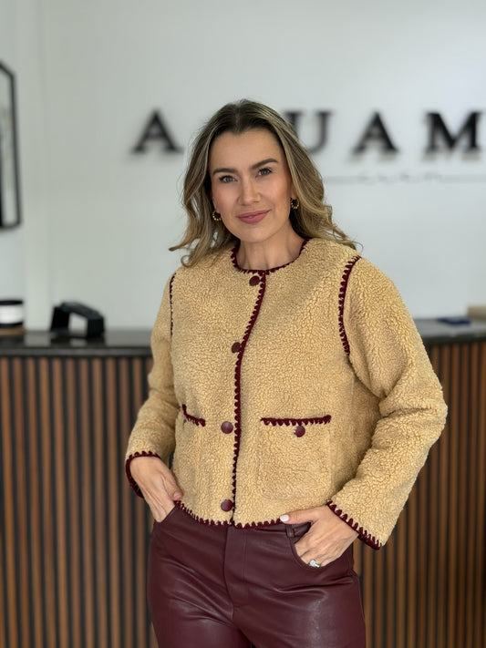 Chaqueta shearling camel