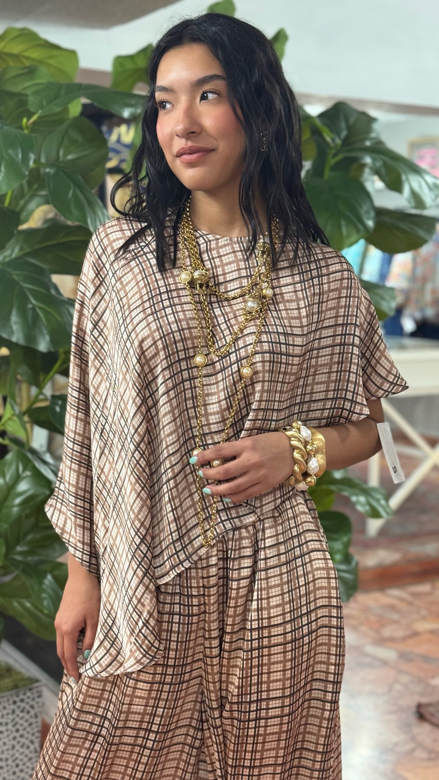 Asymmetric Plaid Set