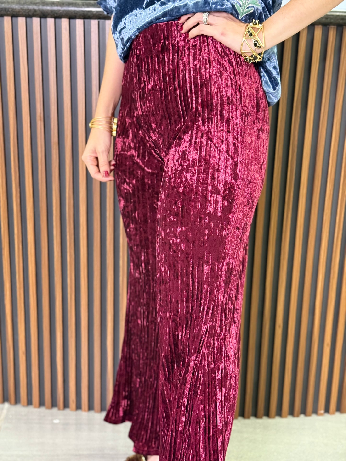 Pantalón de Pana vino Acampanado