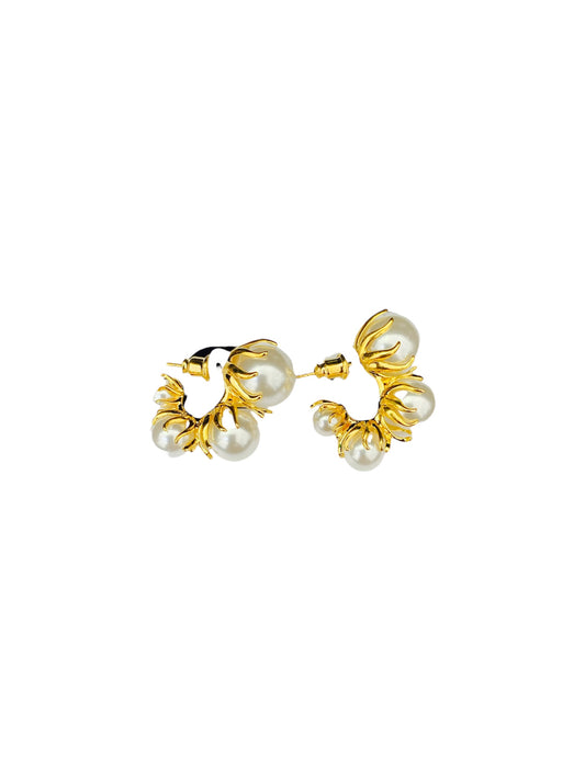 Aros con Perlas Atrapadas