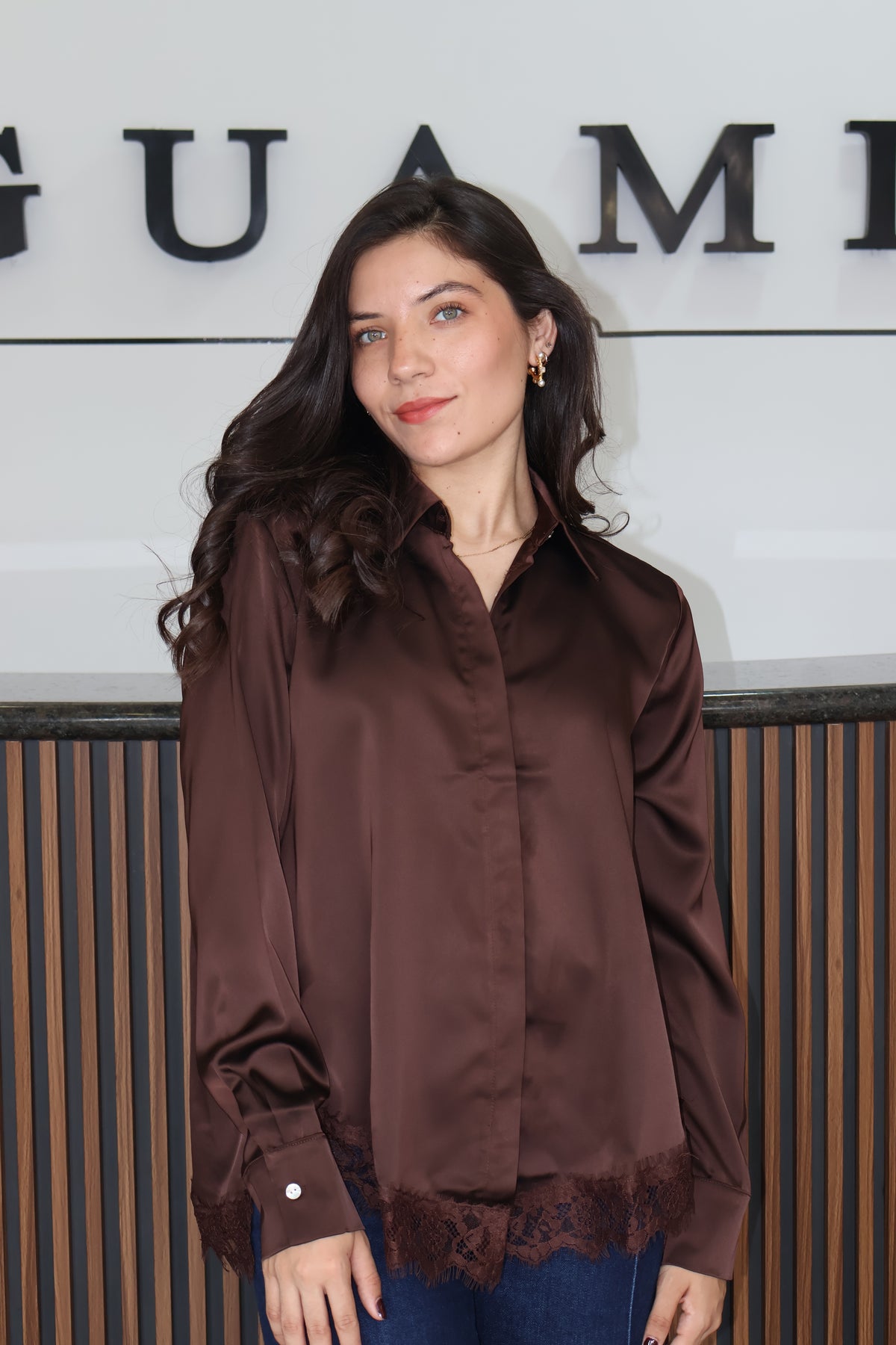 Blusa lace satin