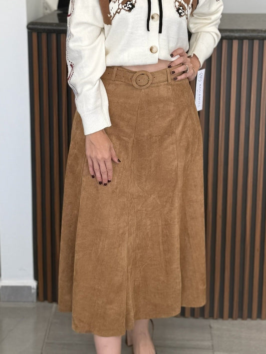 Falda Camel con Cinturón