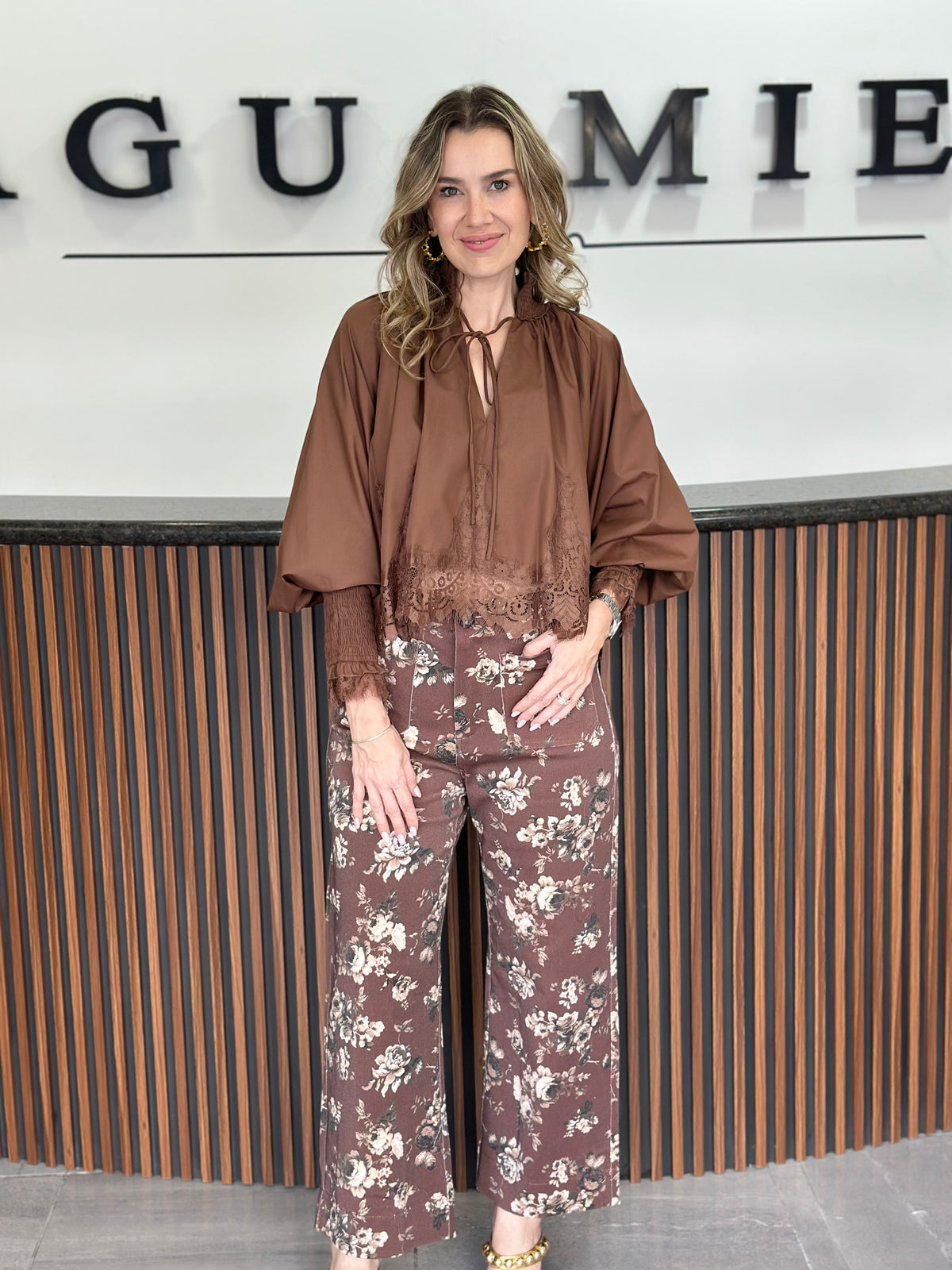 Jeans brown print flores