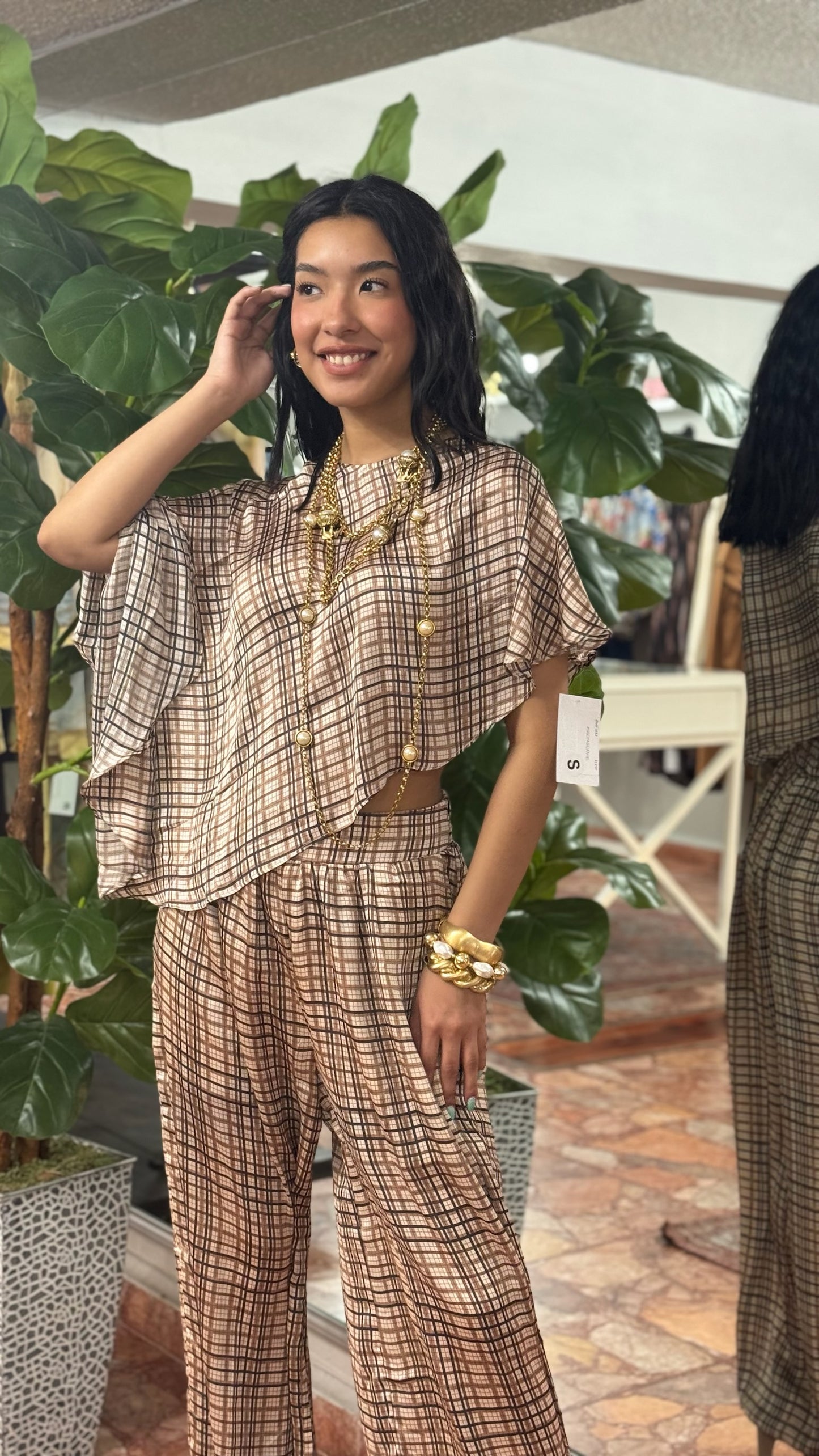Asymmetric Plaid Set