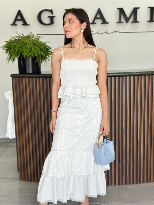 Conjunto blanco falda encaje