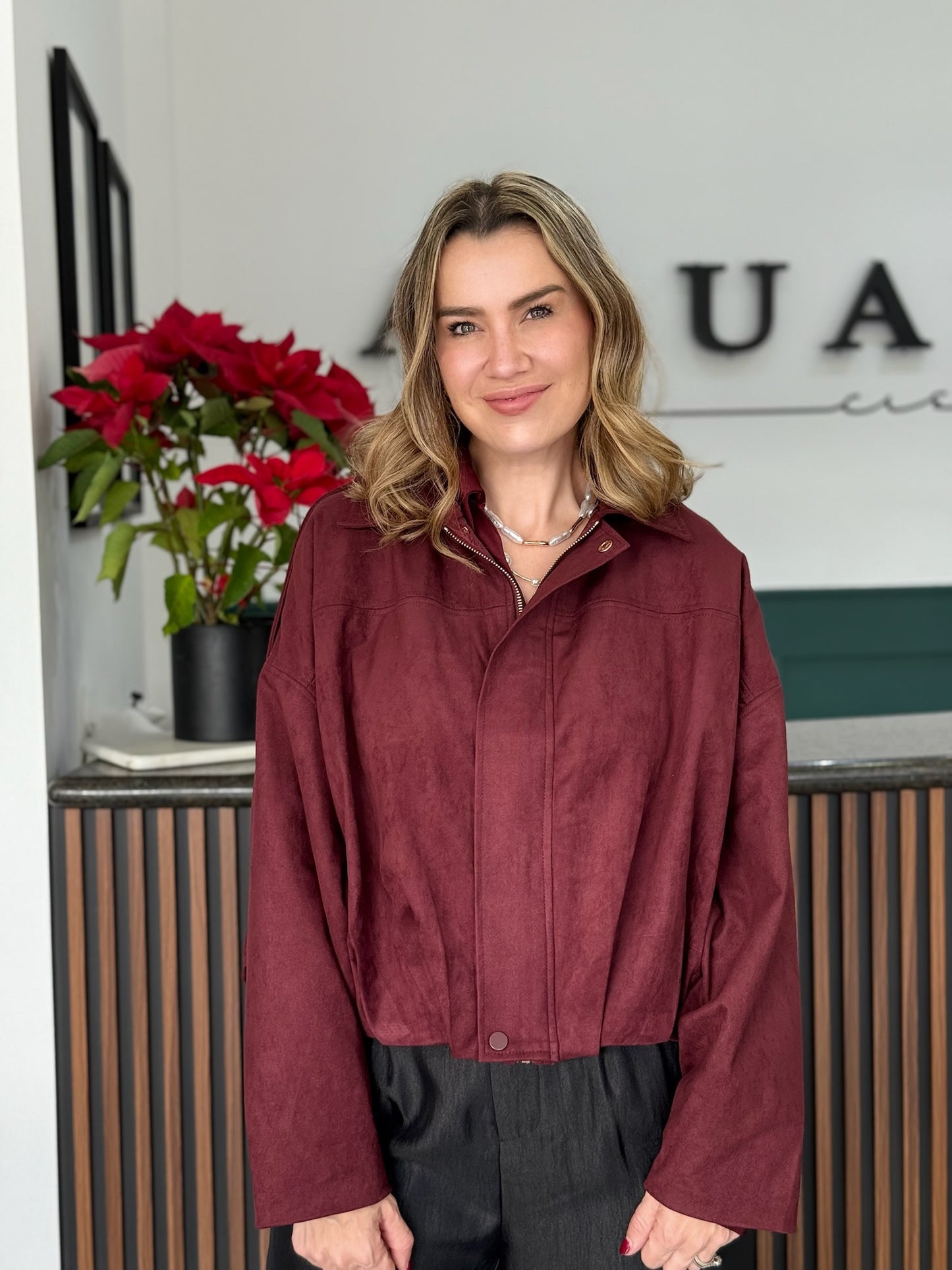 Chamarra vino gamuza bomber