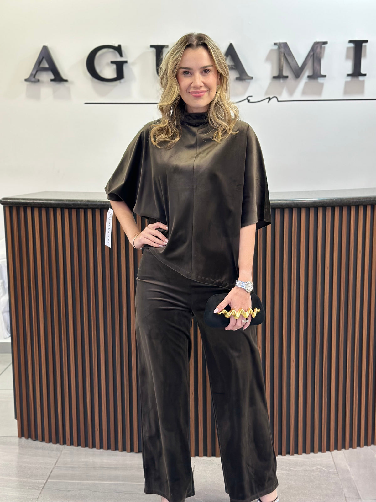 Conjunto warm grey