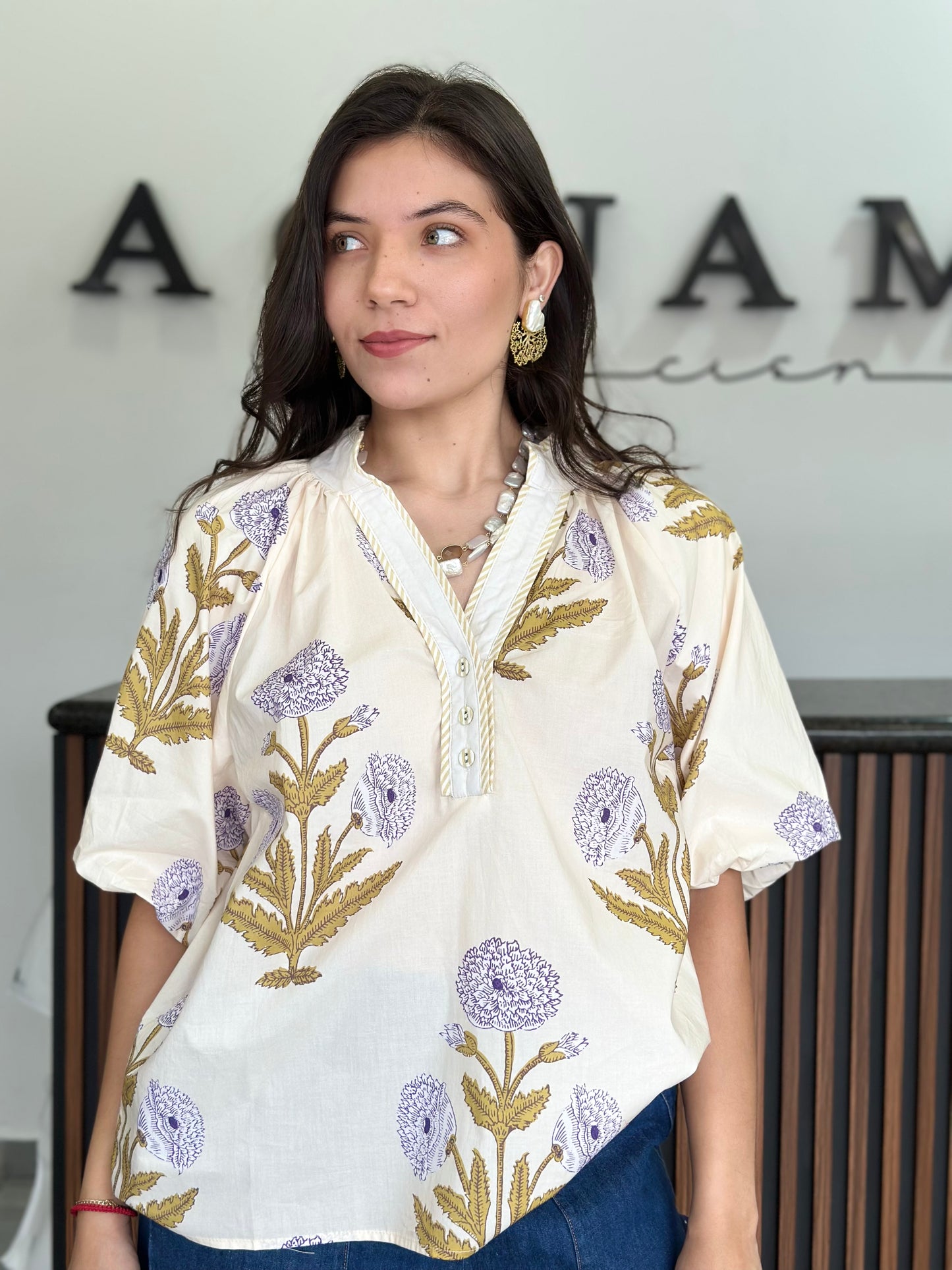 Blusa henley cream