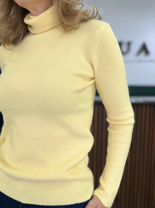 Suéter Básico “Second Skin”