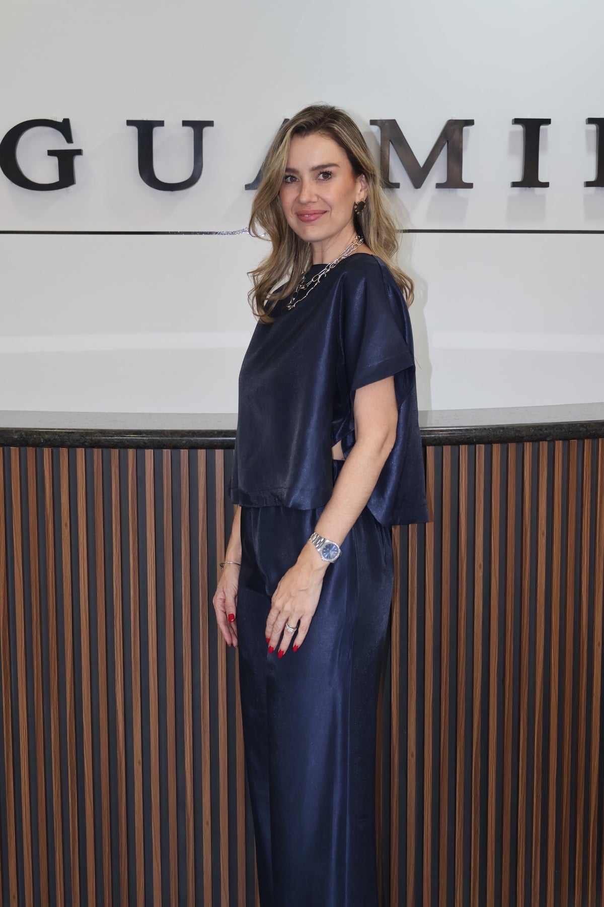 Set navy pullover satin