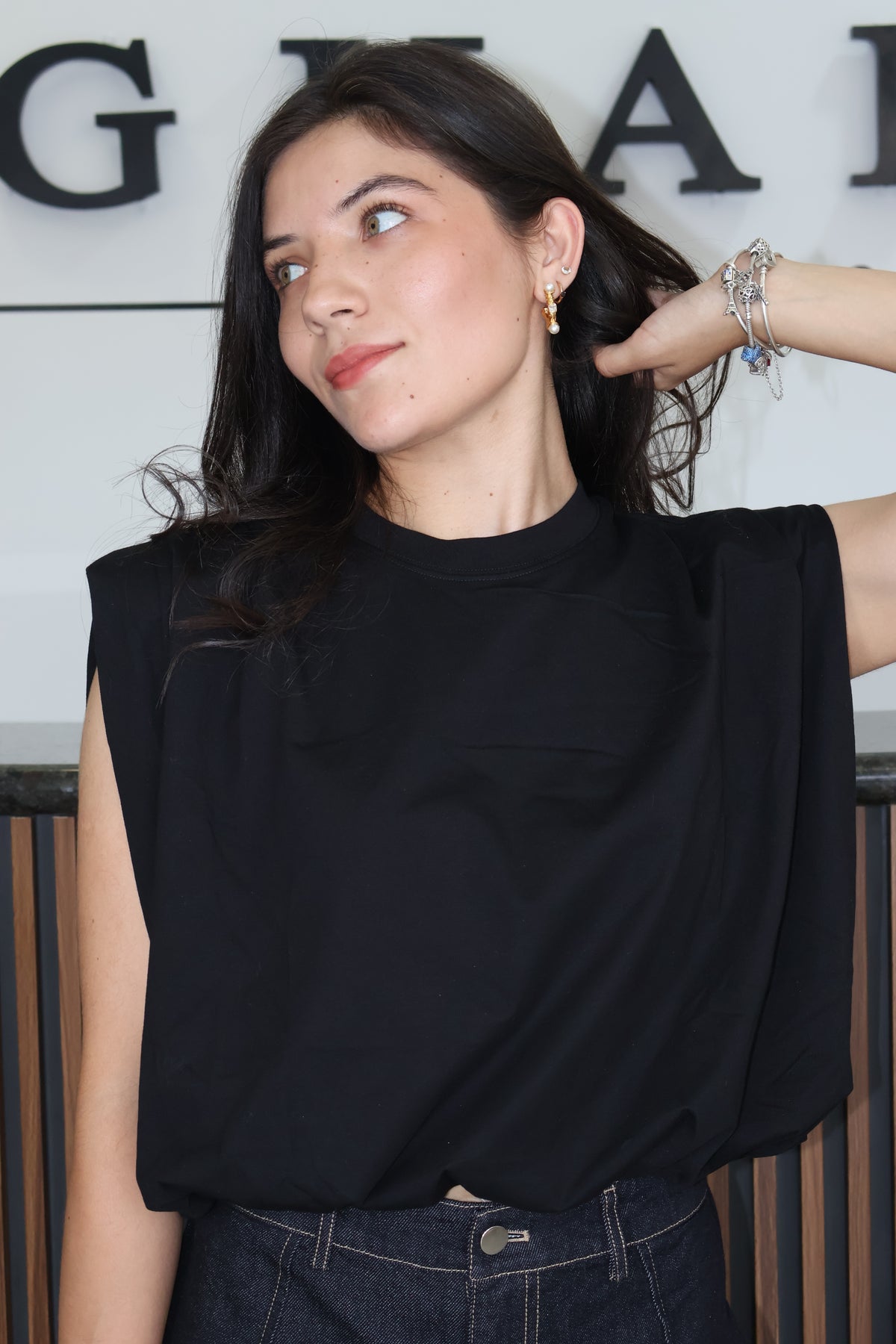 Ballon top blouse black