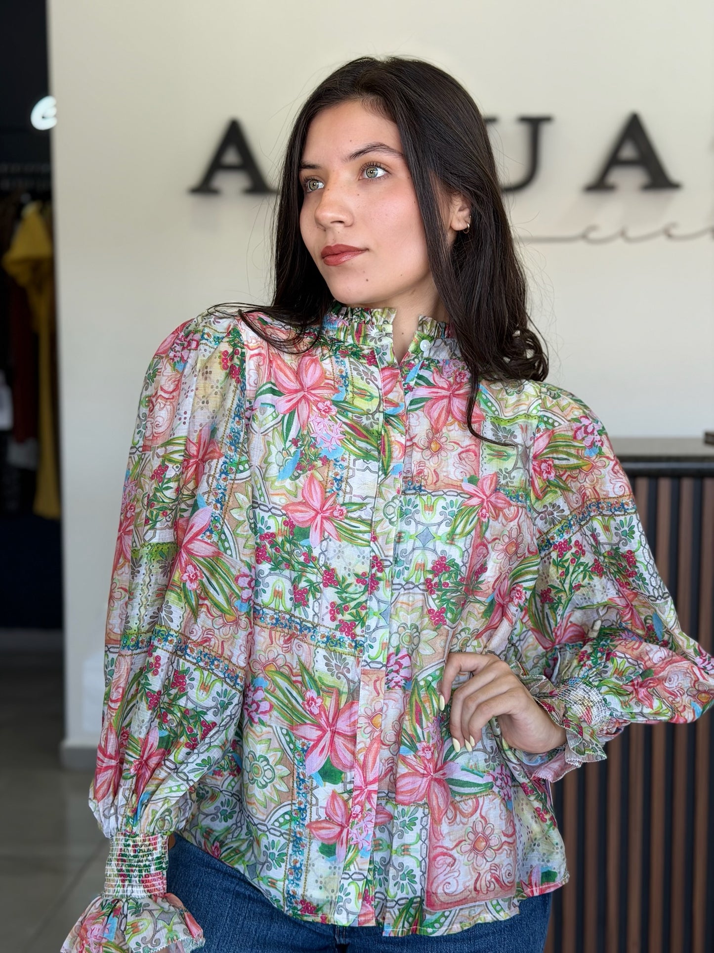 Blusa cream multi floral