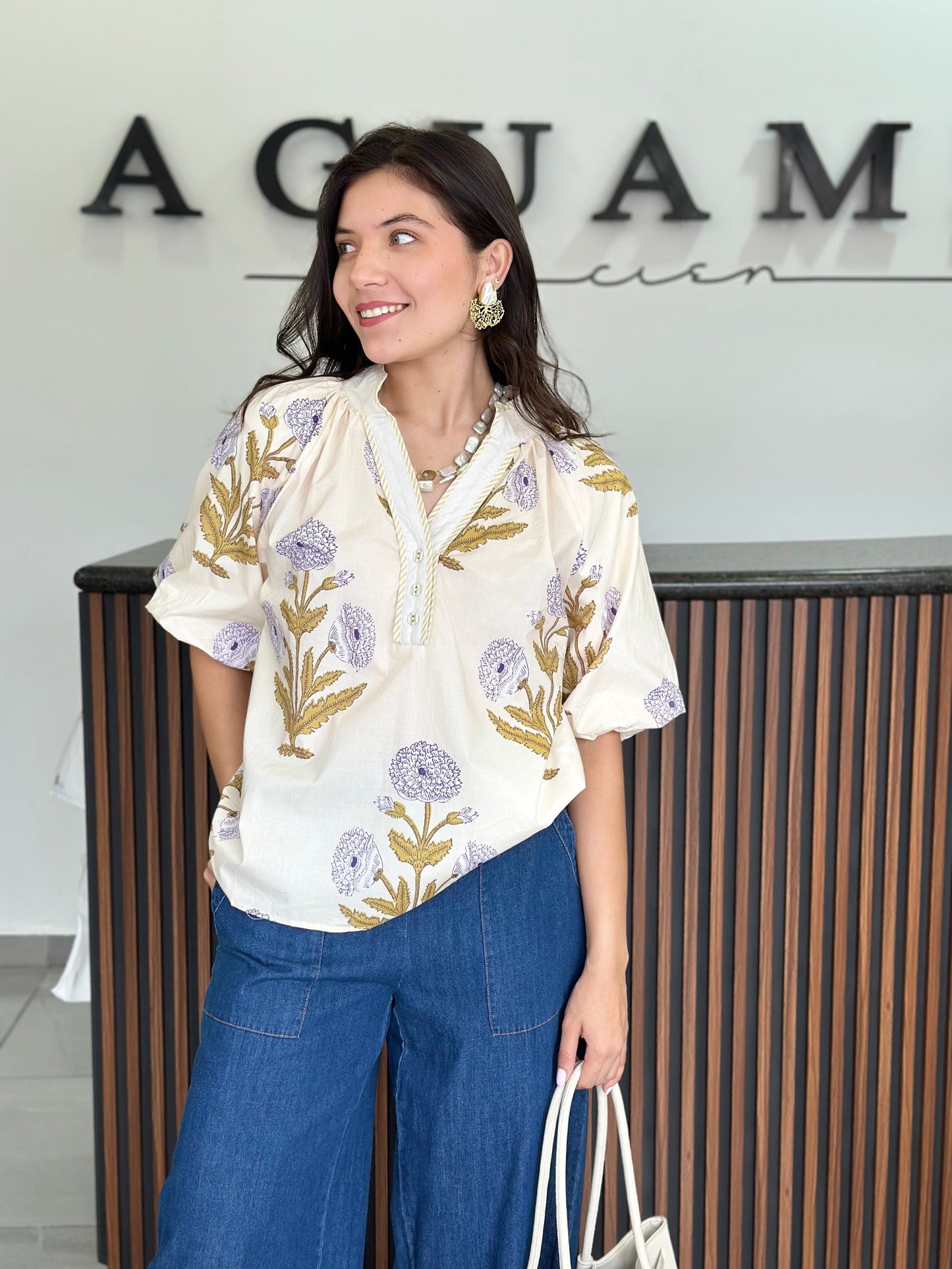 Blusa henley cream