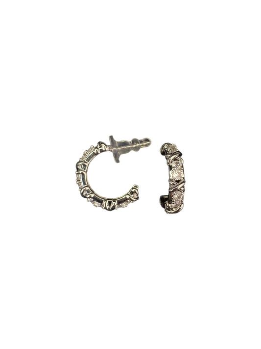 Silver Huggie Texturizado