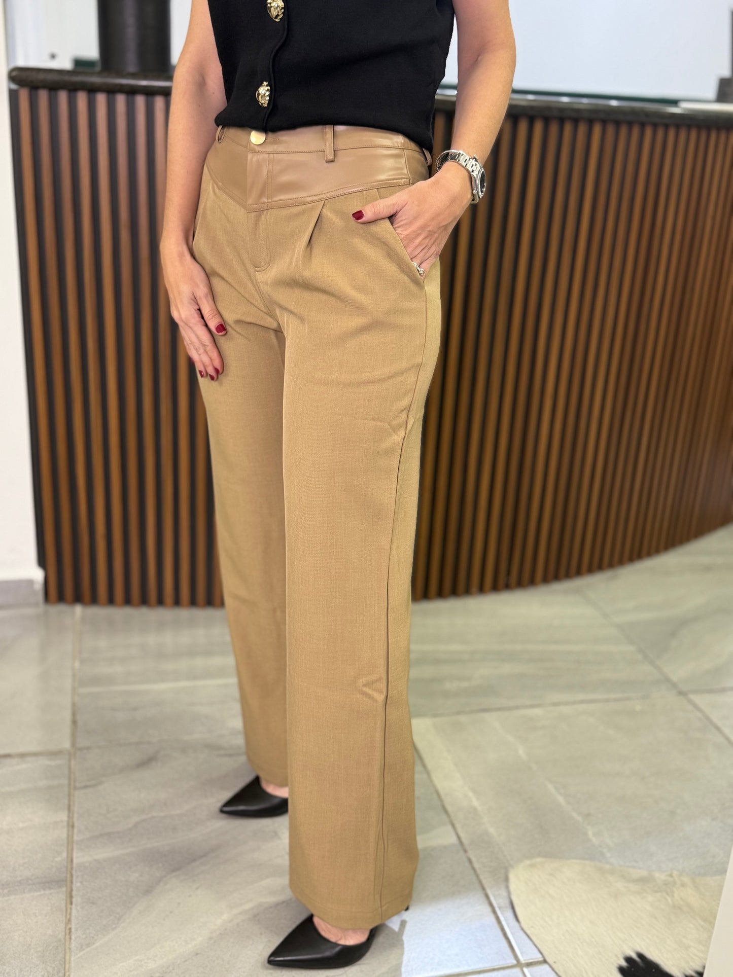 Pantalón Taupe