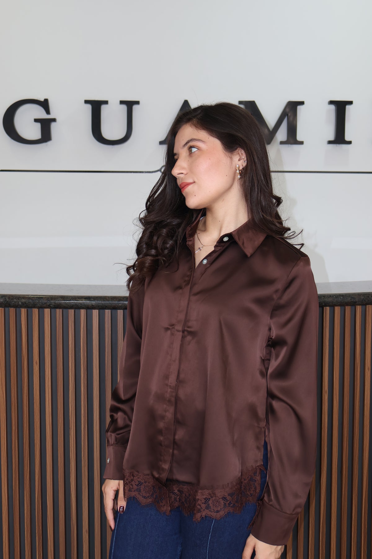 Blusa lace satin