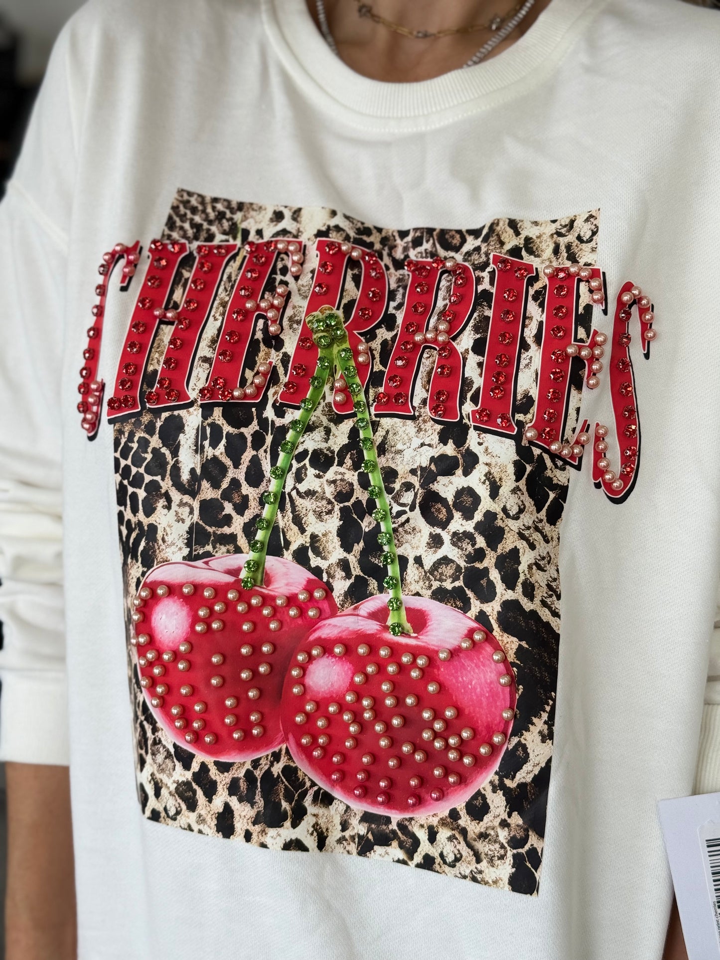 Suéter blanco print cherries