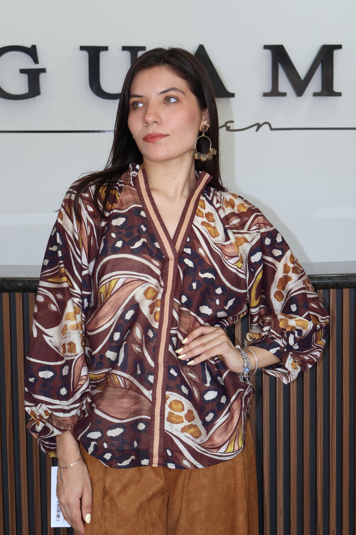 Blusa estampada cafe