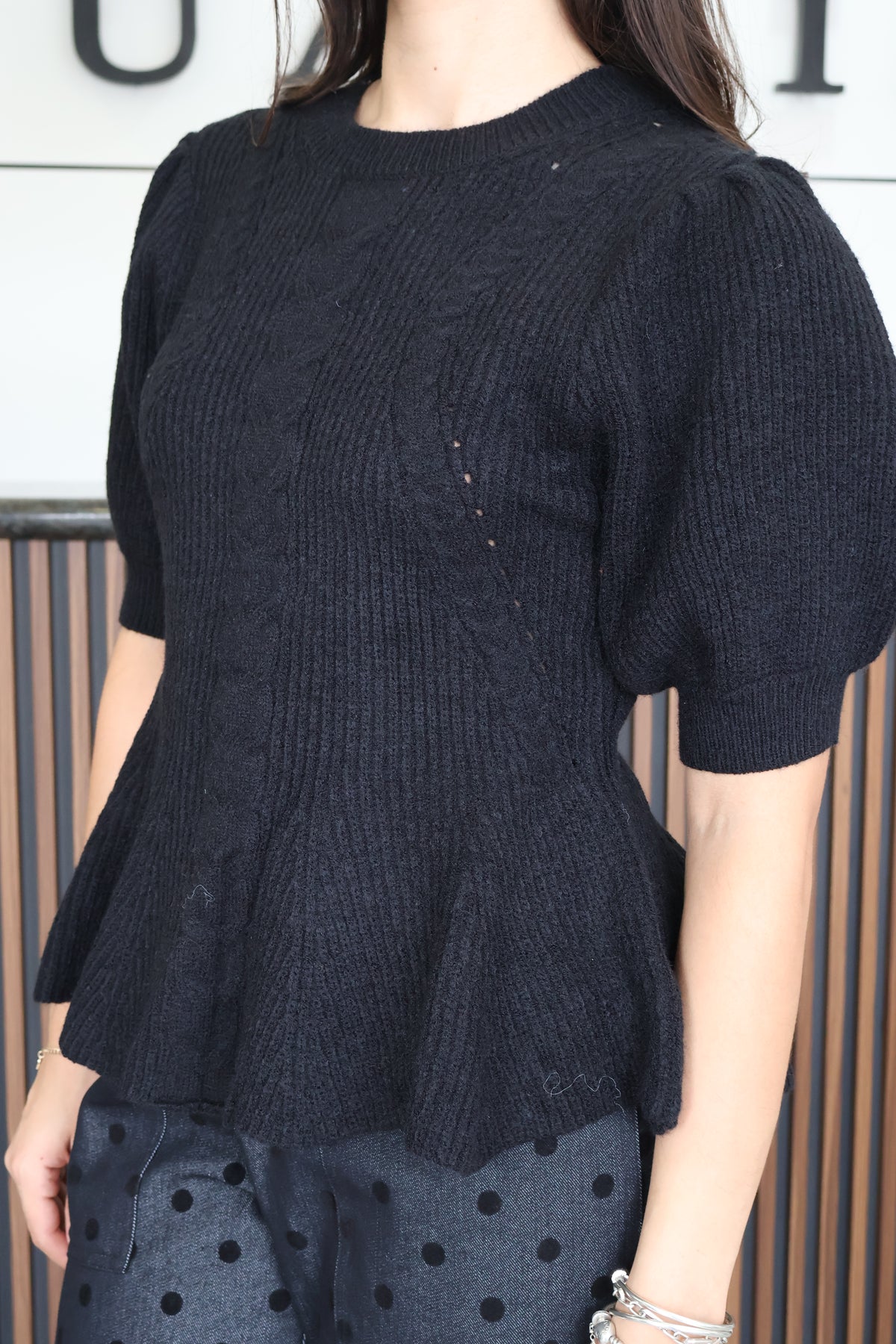 Sueter negro peplum