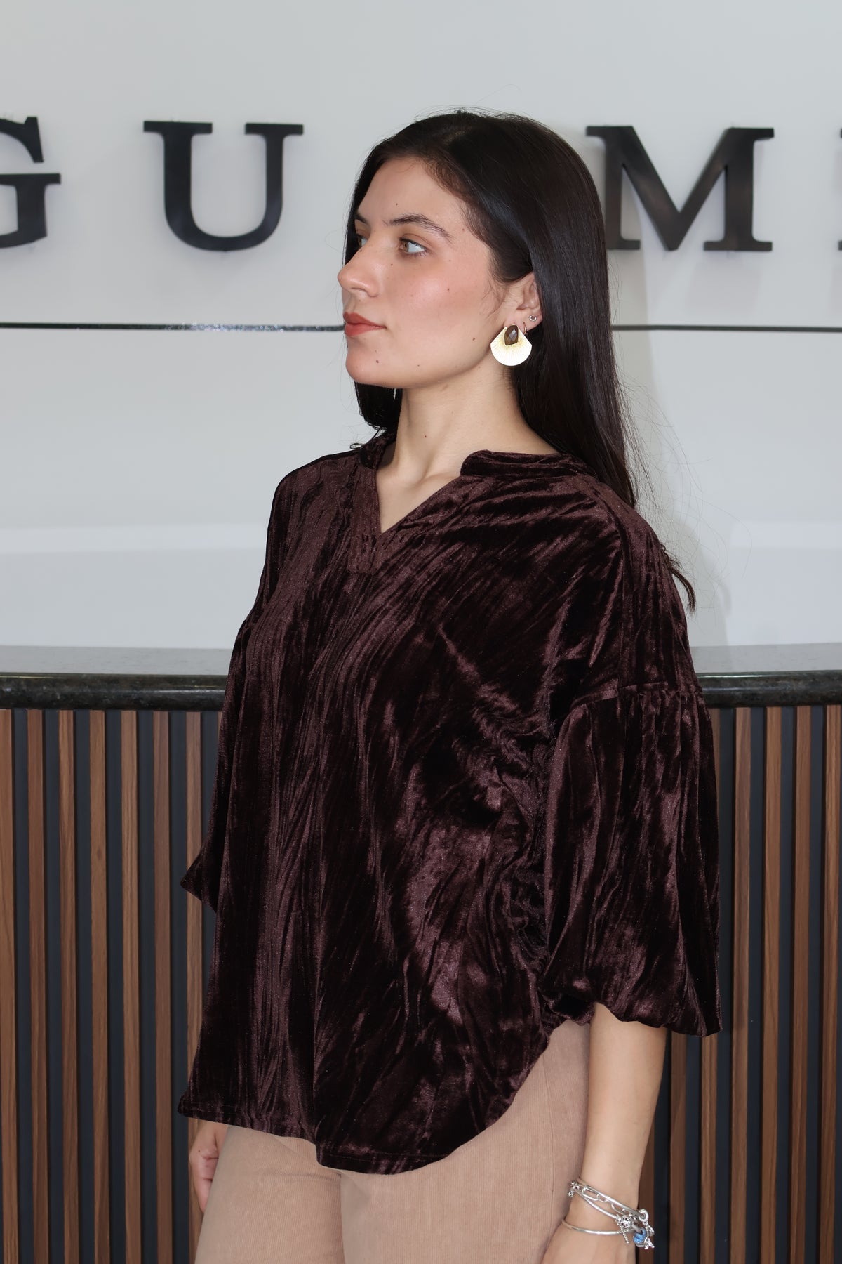 Blusa velvet chocolate