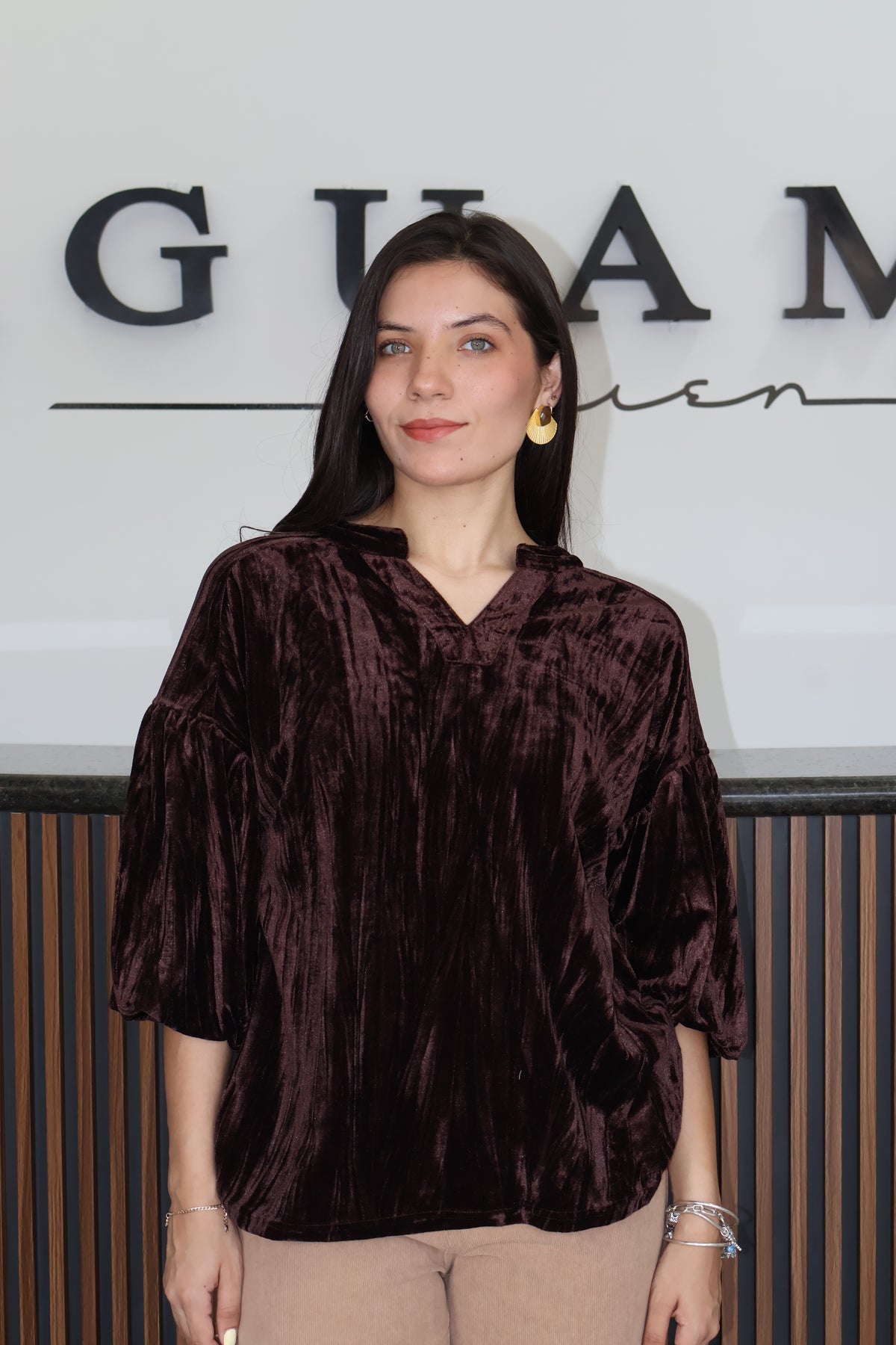 Blusa velvet chocolate