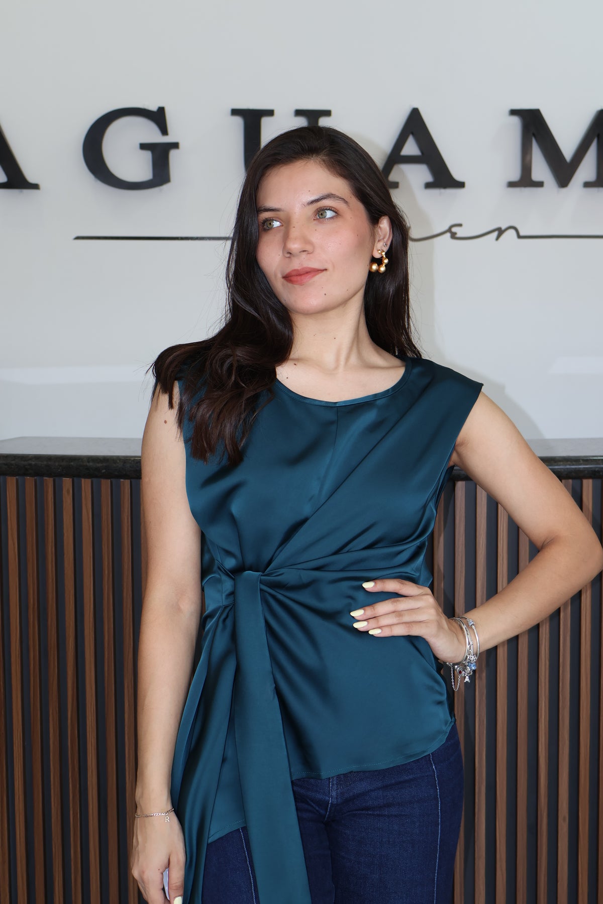 Blusa nudo satin teal