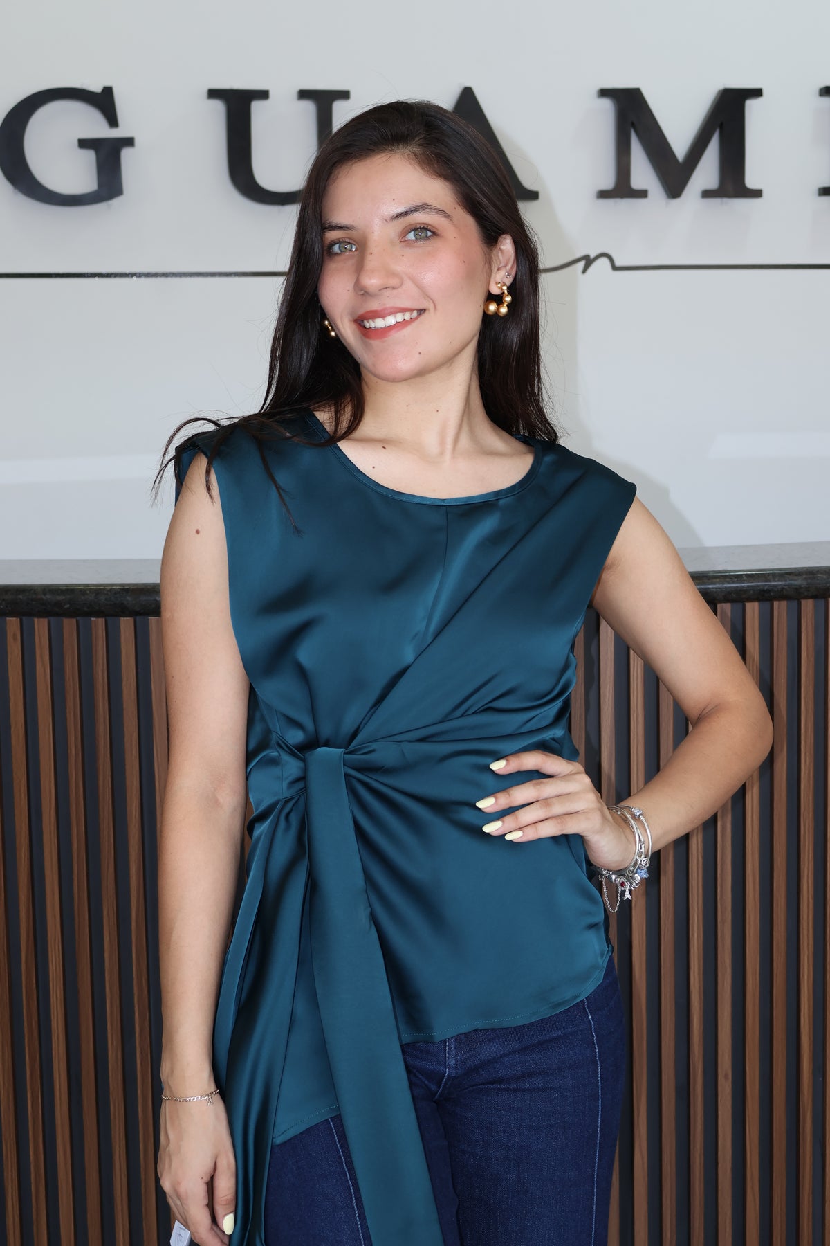 Blusa nudo satin teal