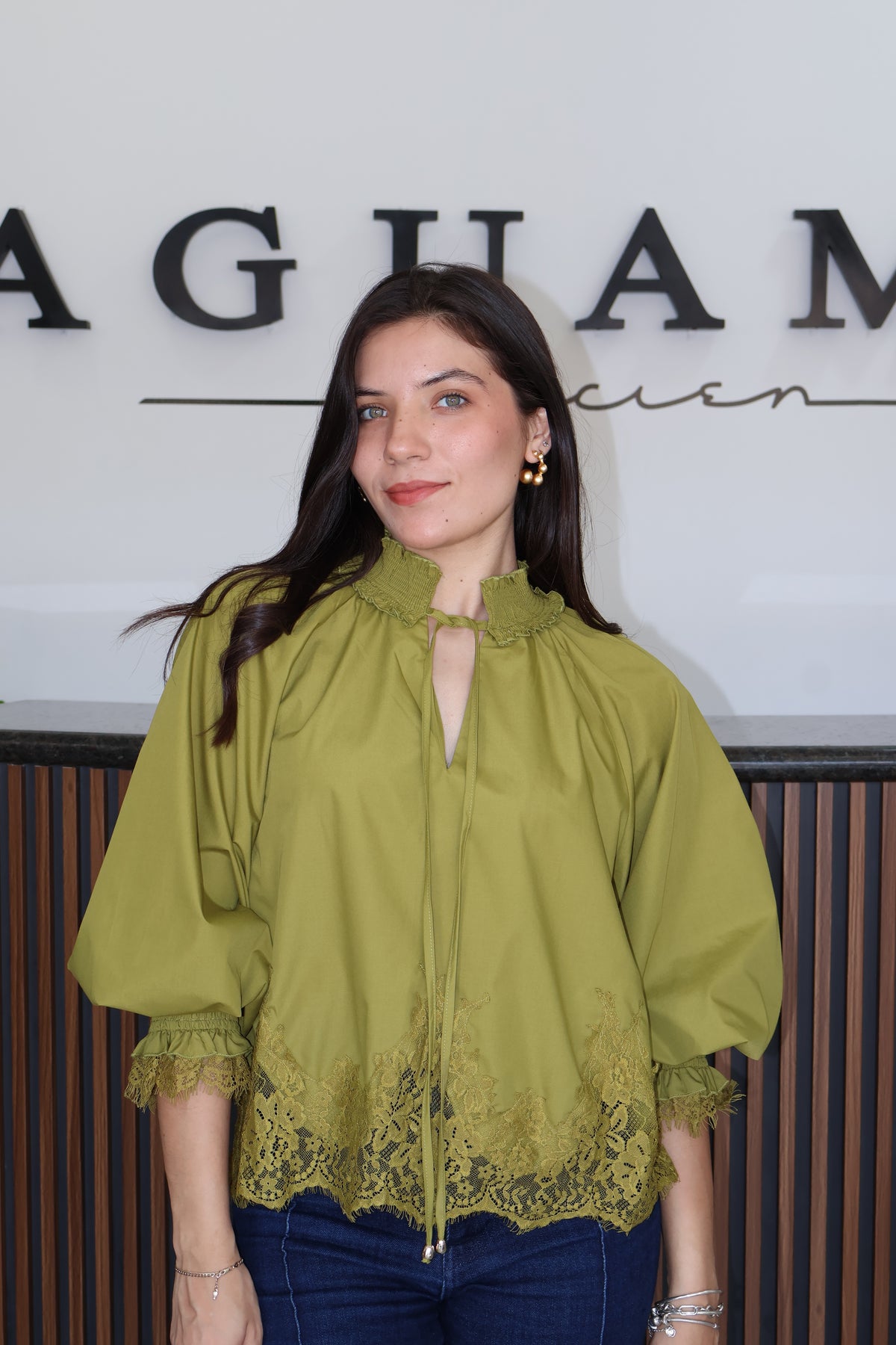 Blusa martini olive